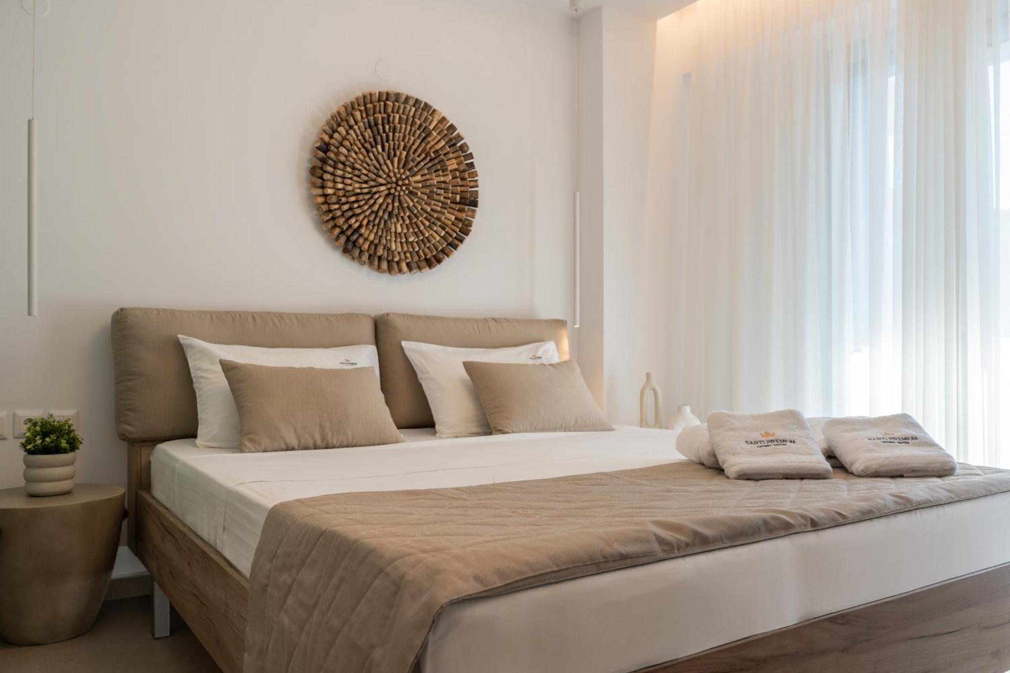 Sarti Premium Suites Екстериор снимка