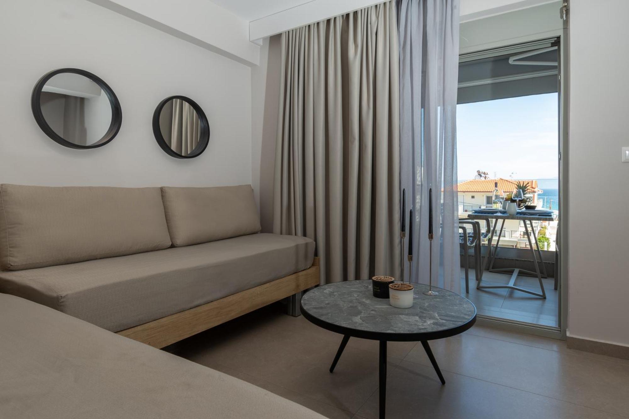 Sarti Premium Suites Екстериор снимка