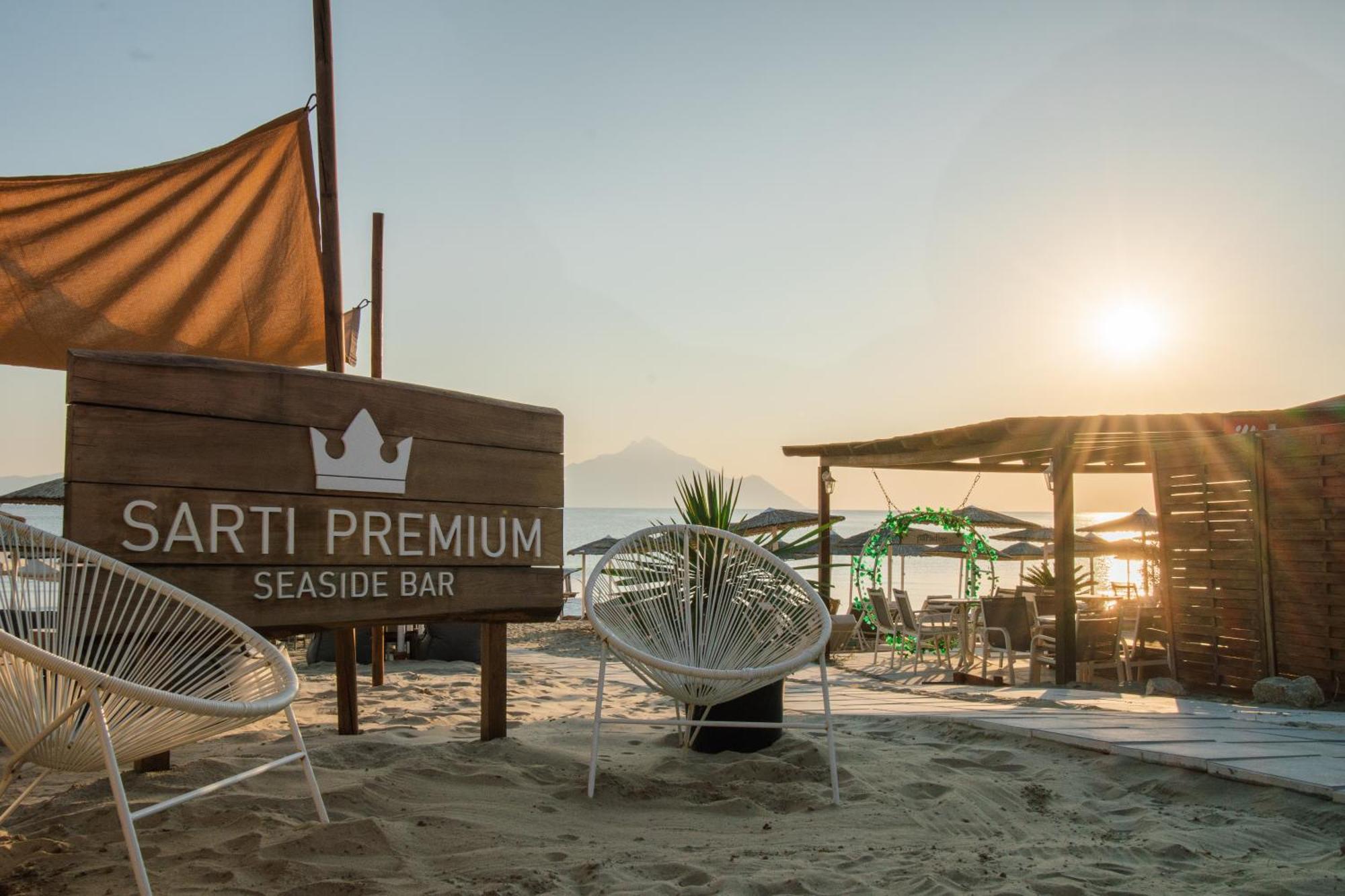 Sarti Premium Suites Екстериор снимка